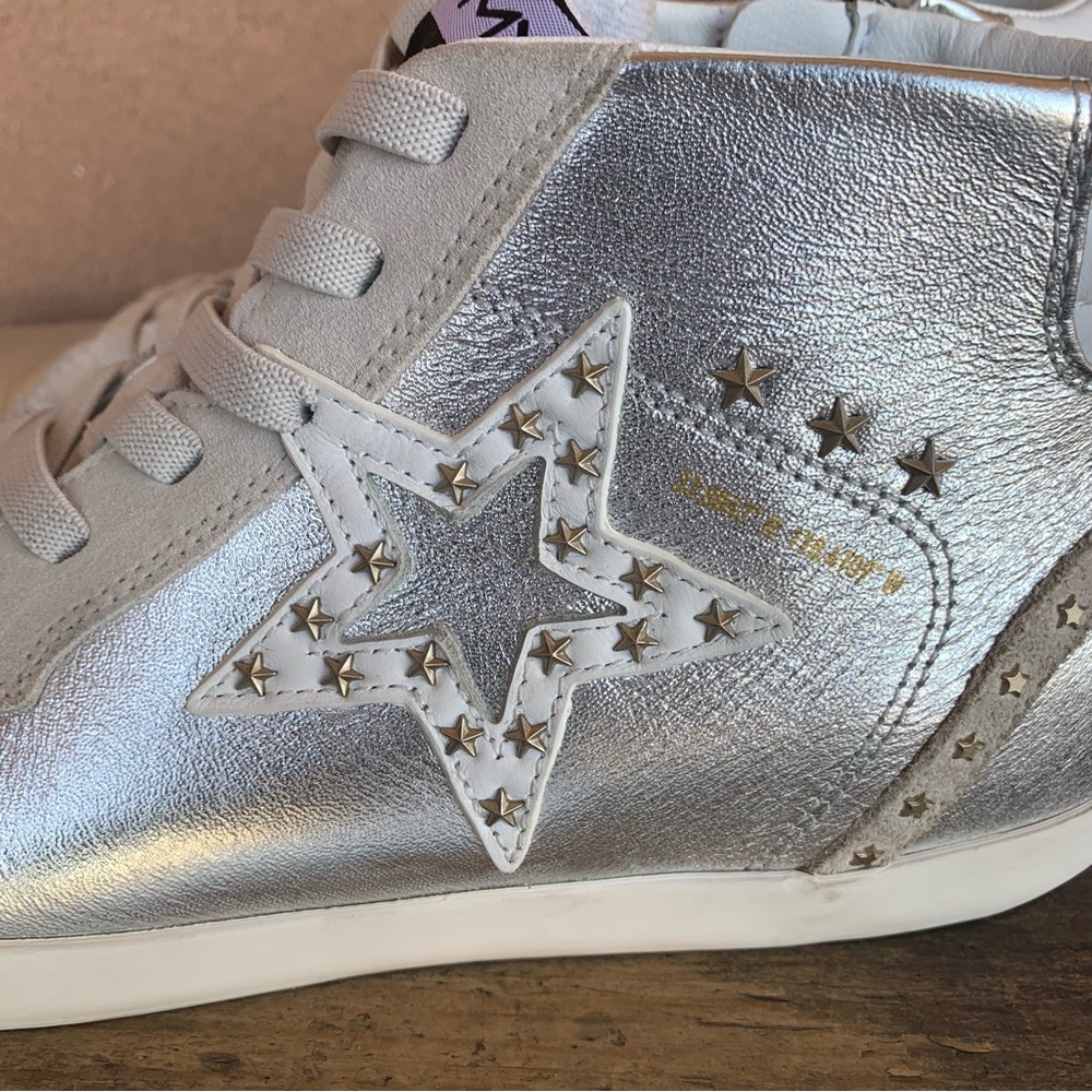Mark Mason Women’s The Stellar Sneaker - Picture 3 of 11